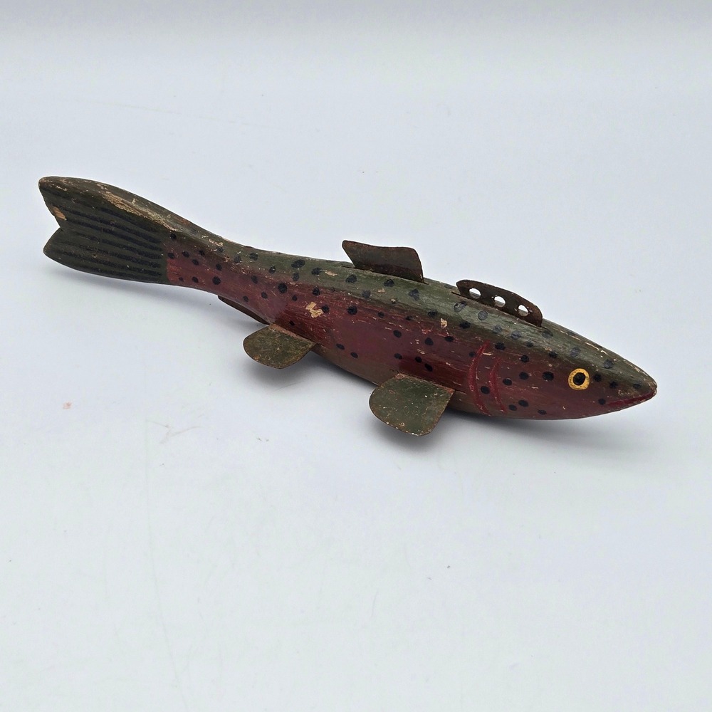 Vintage Hand Carved Wood Spearing Ice Fishing Decoy Weighted Rustic Folk Art 7"